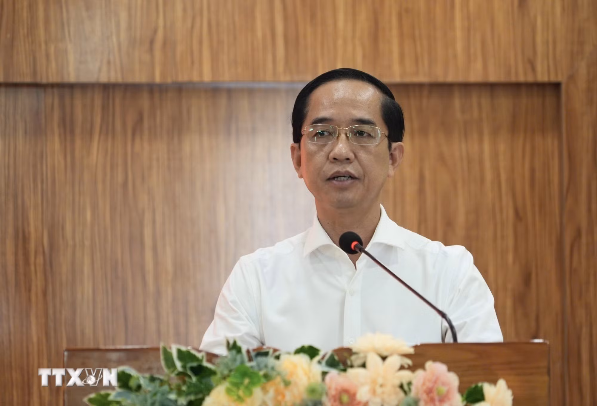 ttxvn-ca-mau-thong-qua-danh-sach-so-bo-nguoi-ung-cu-dai-bieu-quoc-hoi-khoa-xvi-va-dai-bieu-hdnd-tinh.jpg