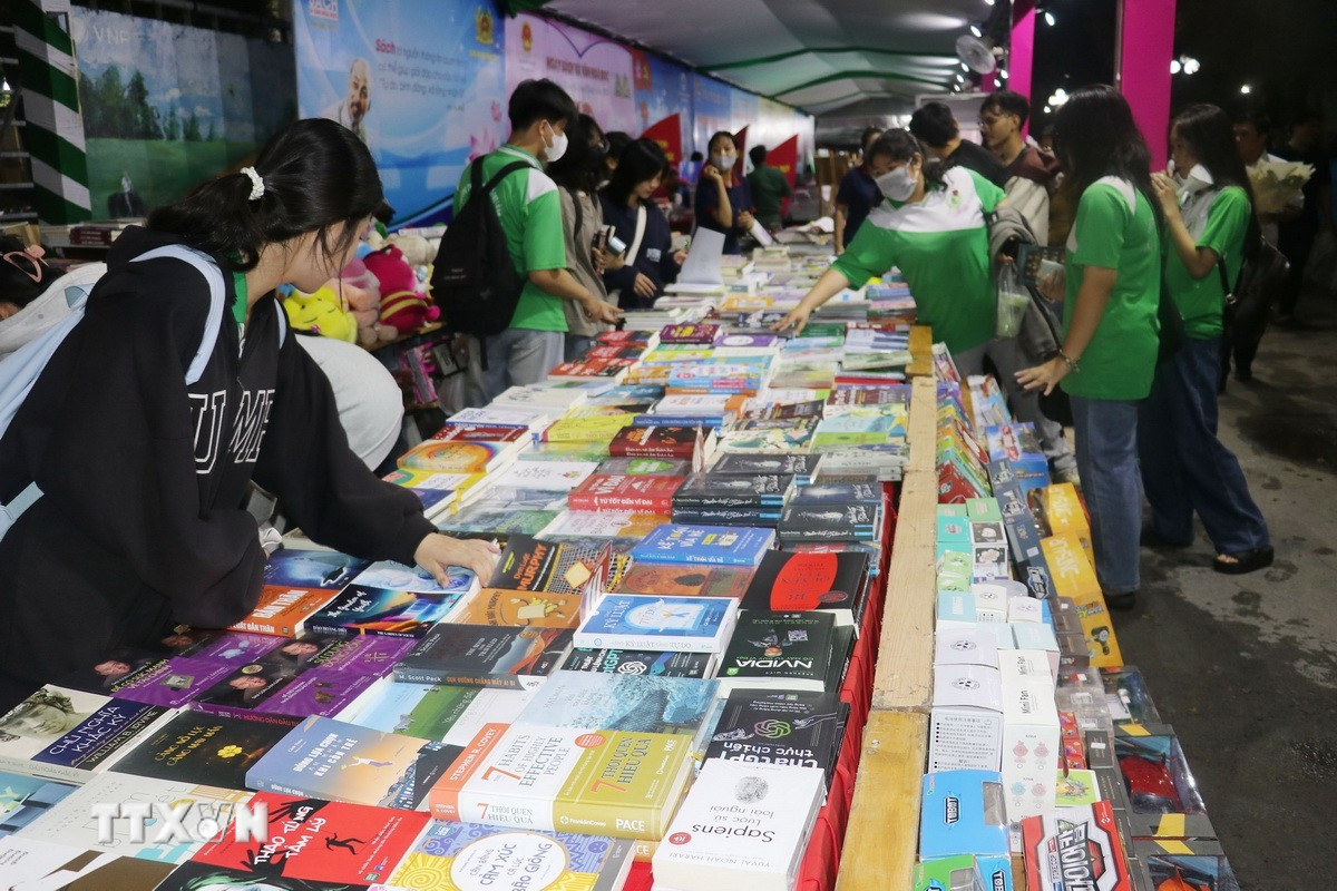 ttxvn-dong-thap-to-chuc-ngay-sach-va-van-hoa-doc-viet-nam-tinh-dong-thap-lan-thu-tu-nam-2025.jpg