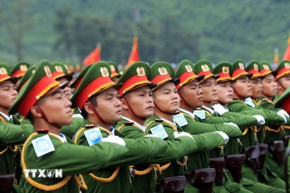 Khối chiến sỹ Công an nhân dân tham gia tổng hợp luyện lực lượng diễu binh, diễu hành thực hiện nhiệm vụ A80. (Ảnh: Tuấn Anh/TTXVN)