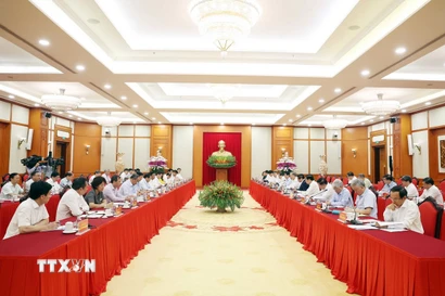 Tổng Bí thư Tô Lâm chủ trì cuộc làm việc của Bộ Chính trị với Ban Thường vụ Đảng ủy các cơ quan Đảng Trung ương. (Ảnh: Thống Nhất/TTXVN)