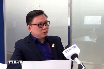 Ông Đào Tuấn Hùng, Chủ tịch Tổng hội người Việt Nam tại Hàn Quốc, trả lời phỏng vấn của phóng viên TTXVN tại Hàn Quốc. (Ảnh: Đức Thắng/TTXVN)