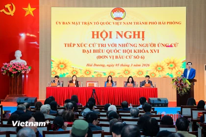 Ông Vũ Văn Tiến, Ủy viên Đoàn Chủ tịch Ủy ban Trung ương Mặt trận Tổ quốc Việt Nam, Trưởng ban Tuyên giáo cơ quan Ủy ban Trung ương Mặt trận Tổ quốc Việt Nam tại Hội nghị tiếp xúc cử tri với những người ứng cử đại biểu Quốc hội khóa XVI (đơn vị bầu cử số 6) thành phố Hải Phòng. (Ảnh: Hoài Nam/Vietnam+)