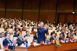 Tổng Bí thư Tô Lâm cùng các đồng chí lãnh đạo, nguyên lãnh đạo Đảng, Nhà nước dự Hội nghị. (Ảnh: Thống Nhất/TTXVN)