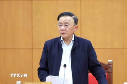 Đồng chí Trần Cẩm Tú, Uỷ viên Bộ Chính trị, Thường trực Ban Bí thư, Trưởng Tiểu ban Tổ chức phục vụ Đại hội XIV phát biểu chỉ đạo buổi làm việc. (Ảnh: Phương Hoa/TTXVN)