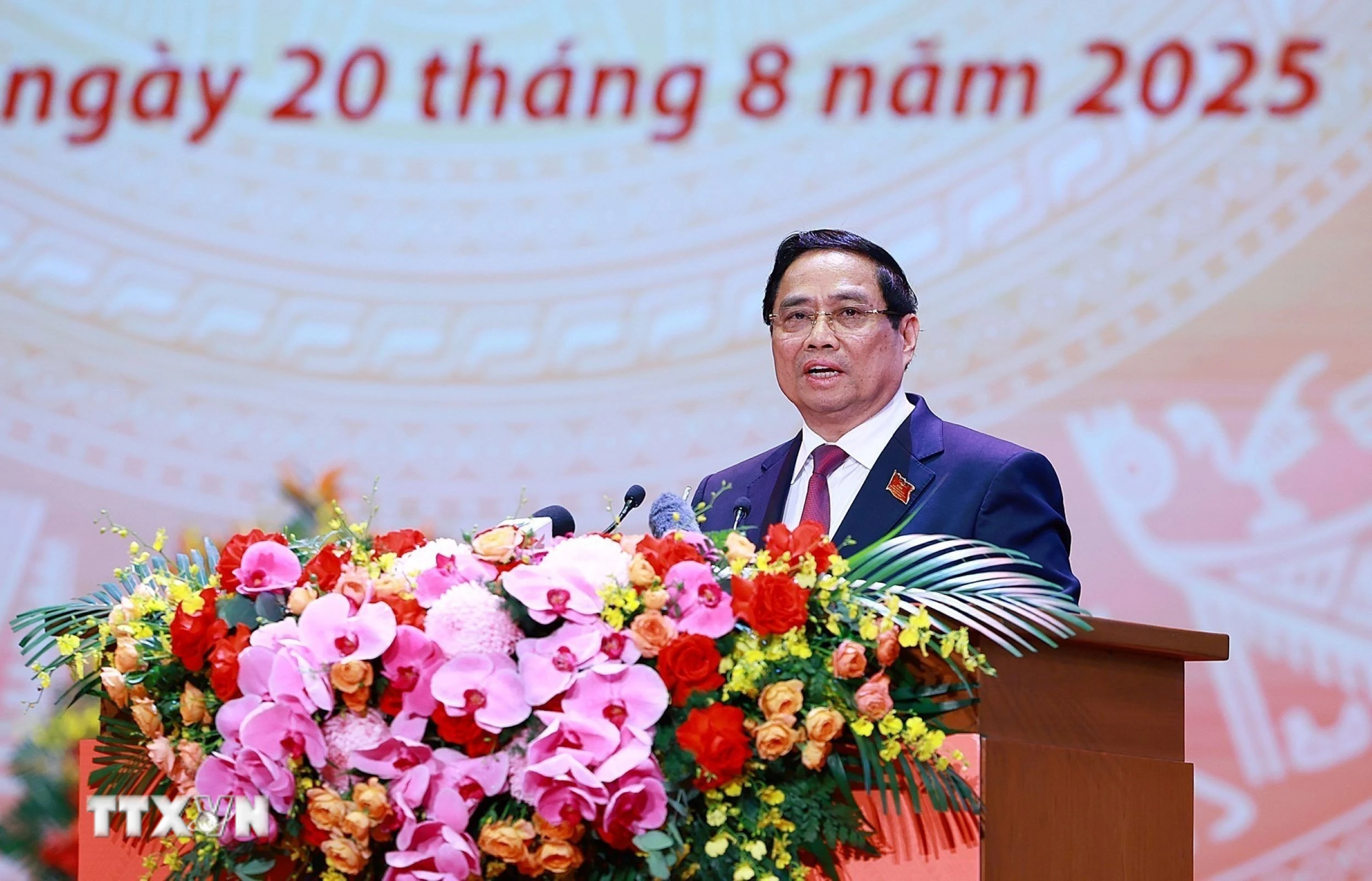 Thủ tướng Phạm Minh Chính đọc Diễn văn kỷ niệm 80 năm thành lập Chính phủ. (Ảnh: Dương Giang/TTXVN)