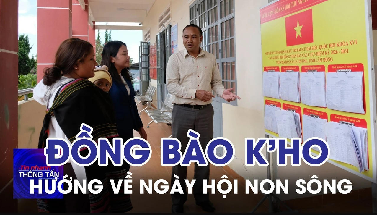 Đồng bào K’Ho hướng về ngày hội non sông