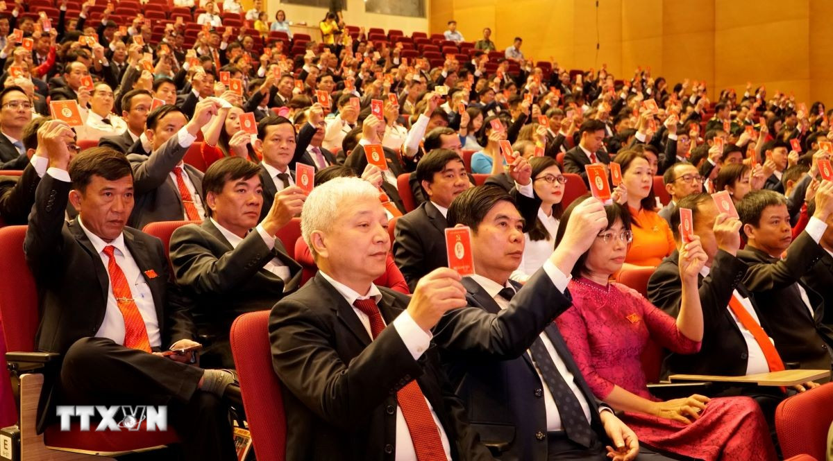 ttxvn-be-mac-dai-hoi-dai-bieu-dang-bo-tinh-gia-lai-nhiem-ky-2025-2030-0410-2.jpg