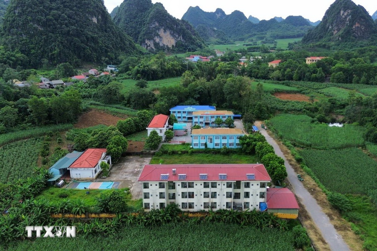 ttxvn-cao-bang-trien-khai-xay-dung-truong-hoc-tai-bien-gioi-0808-1.jpg
