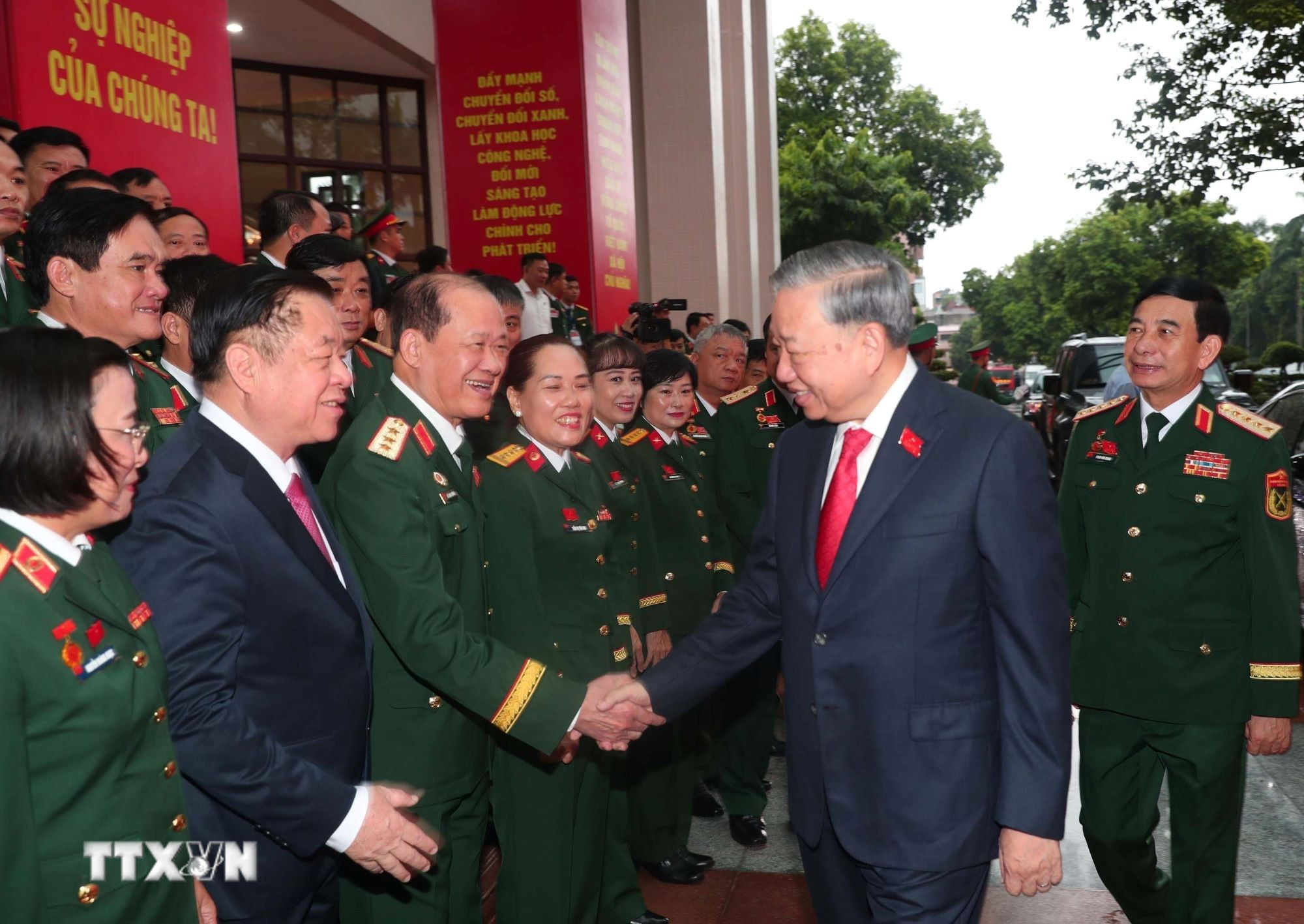 ttxvn-tong-bi-thu-to-lam-du-dai-hoi-dai-bieu-dang-bo-quan-doi-nhiem-ky-2025-2030-1.jpg