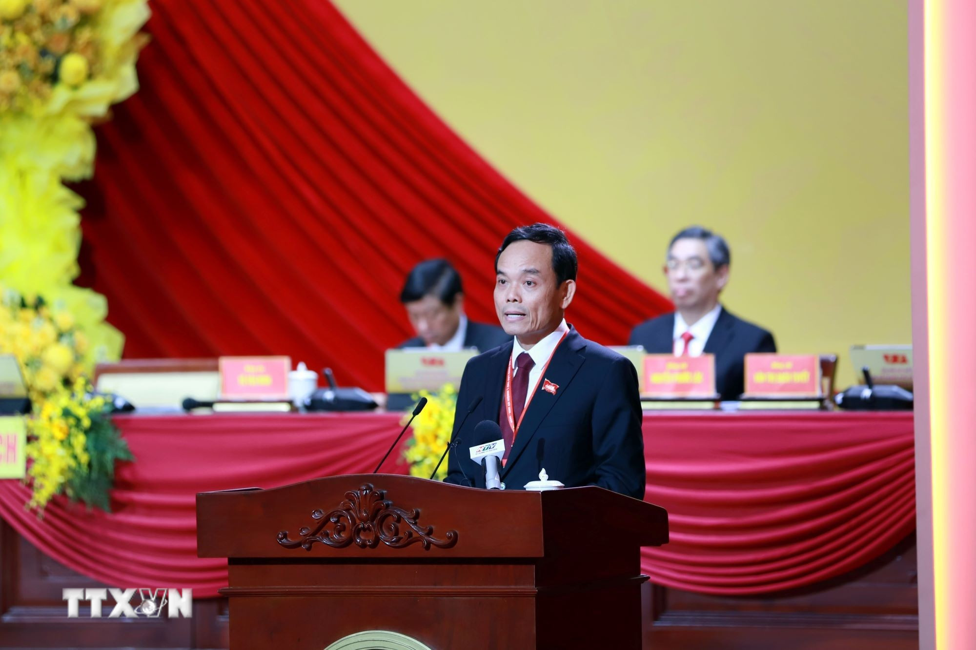 ttxvn-be-mac-dai-hoi-dai-bieu-dang-bo-thanh-pho-ho-chi-minh-nhiem-ky-2025-2030-1.jpg