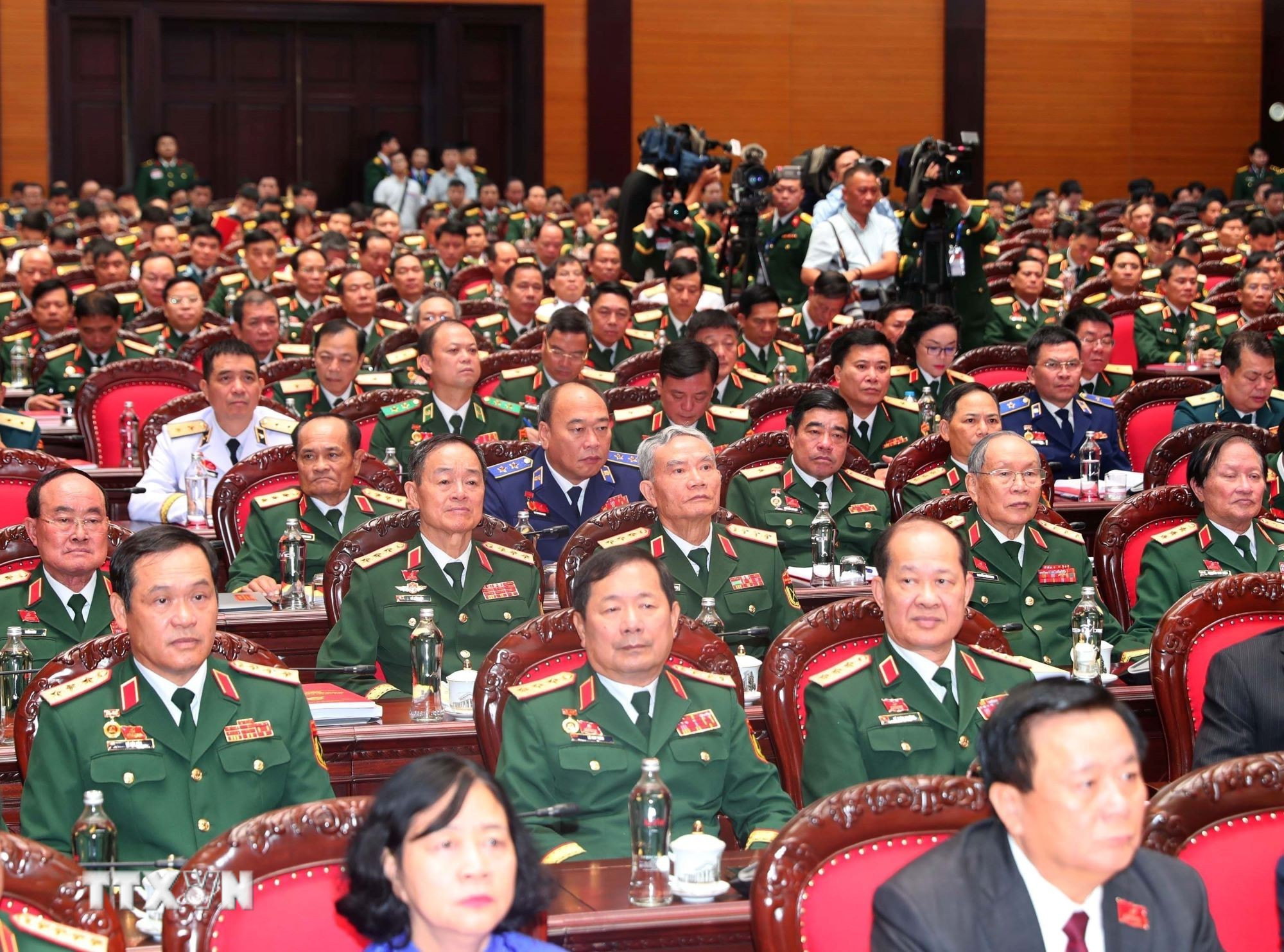 Các đại biểu dự Đại hội. (Ảnh: Trọng Đức/TTXVN) ttxvn-khai-mac-trong-the-dai-hoi-dai-bieu-dang-bo-quan-doi-nhiem-ky-2025-2030-4.jpg