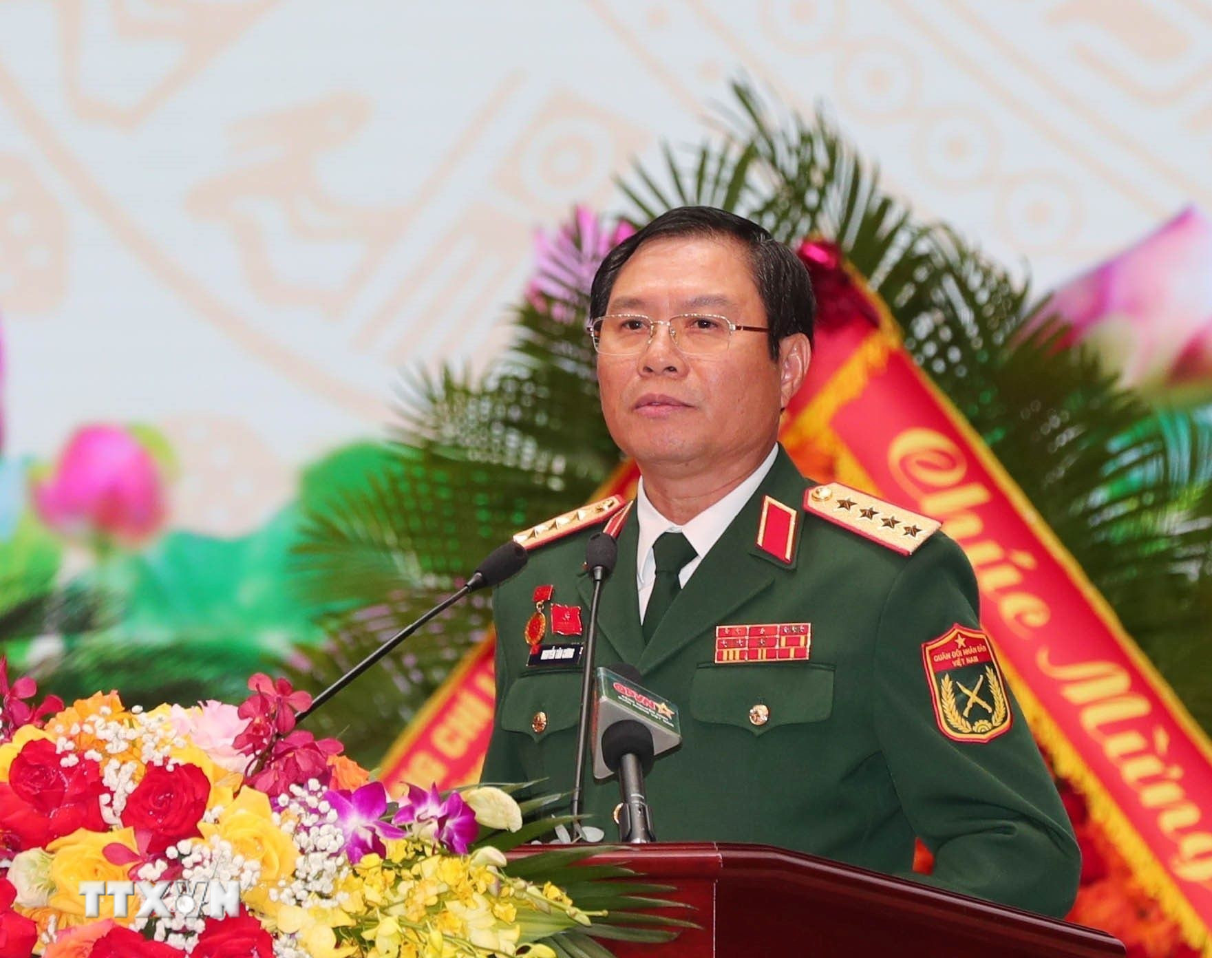 Đại tướng Nguyễn Tân Cương, Ủy viên Trung Đảng, Ủy viên Thường vụ Quân ủy Trung ương, Tổng Tham mưu trưởng, Thứ trưởng Bộ Quốc phòng phát biểu. (Ảnh: Trọng Đức/TTXVN) ttxvn-khai-mac-trong-the-dai-hoi-dai-bieu-dang-bo-quan-doi-nhiem-ky-2025-2030-6.jpg