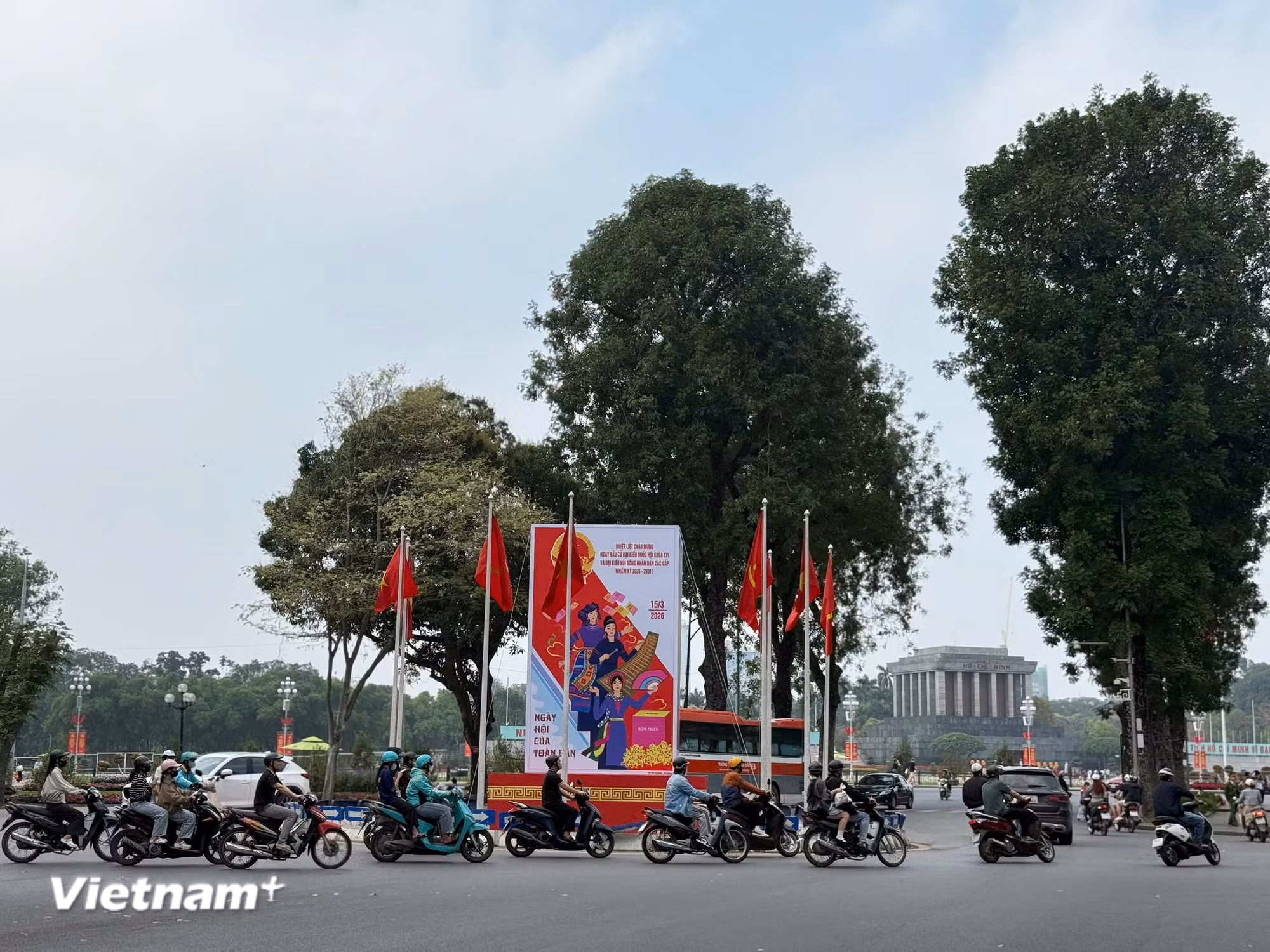 vnp-ha-noi-bau-cu-quoc-hoi-0103-5.jpg