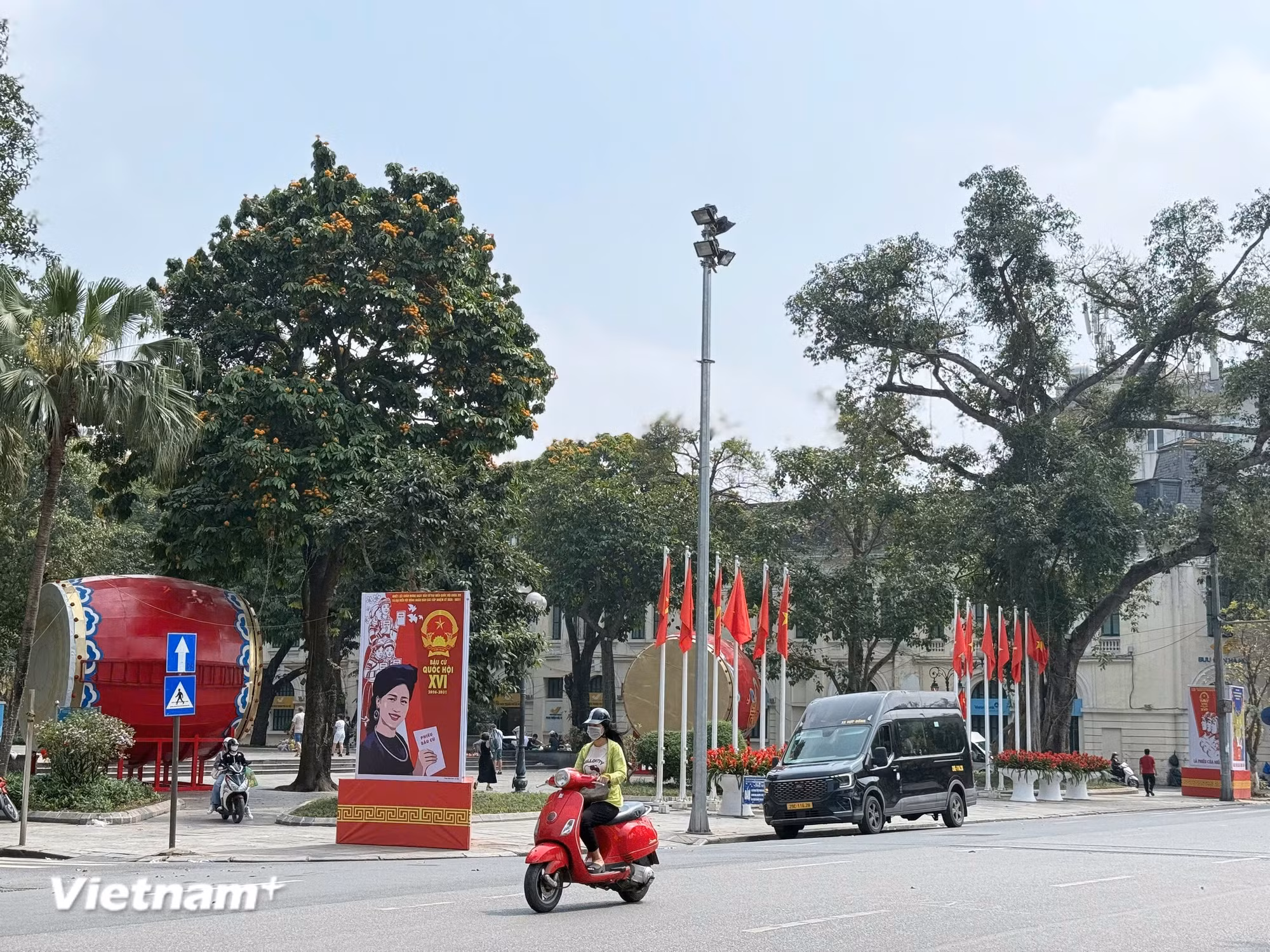 vnp-ha-noi-bau-cu-quoc-hoi-0103-8.jpg
