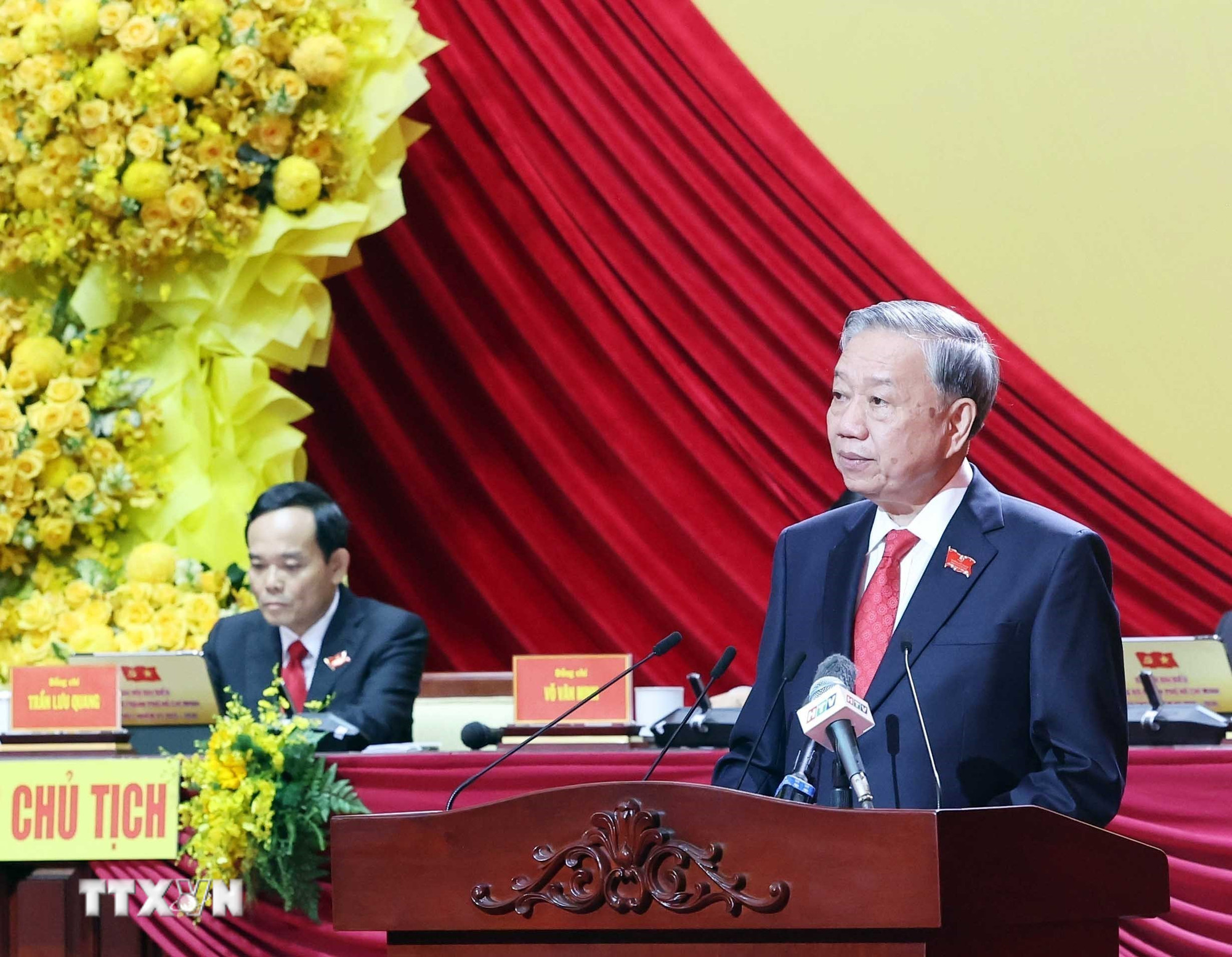 ttxvn-tong-bi-thu-to-lam-du-dai-hoi-dai-bieu-dang-bo-thanh-pho-ho-chi-minh-14-18.jpg