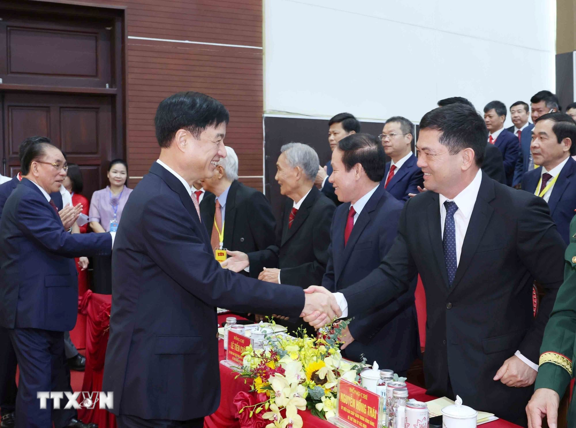 ttxvn-dai-hoi-dai-bieu-dang-bo-tinh-hung-yen-lan-thu-i-nhiem-ky-2025-2030-03-1.jpg