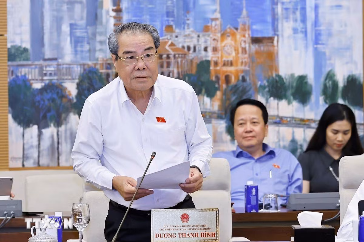 ttxvn-ubtv-quoc-hoi-tiep-tuc-cho-y-kien-ve-chuan-bi-ky-hop-thu-nhat-quoc-hoi-khoa-xvi-02-2.jpg