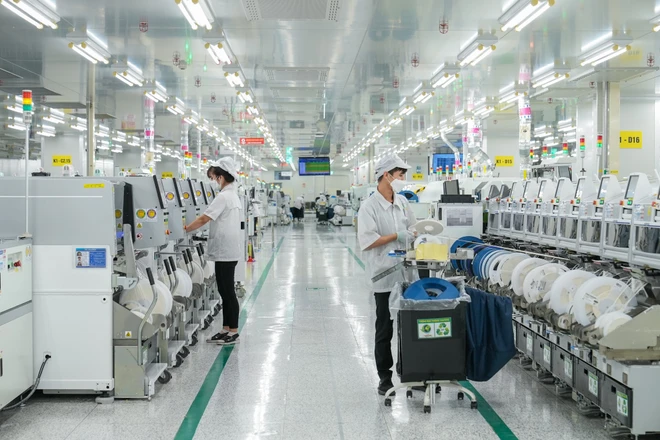 Hành trình hiện thực hóa khát vọng trở thành nước phát triển vào năm 2045 đang đặt ra những thách thức lớn về cải cách thể chế và xây dựng một nền kinh tế độc lập, tự chủ thực sự. (Ảnh: Vietnam+)