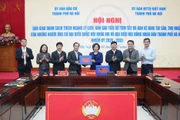 Hội nghị bàn giao hồ sơ ứng cử đại biểu Quốc hội khóa XVI và đại biểu HĐND thành phố Hà Nội nhiệm kỳ 2026-2031. (Nguồn: Cổng thông tin điện tử UBND thành phố Hà Nội)