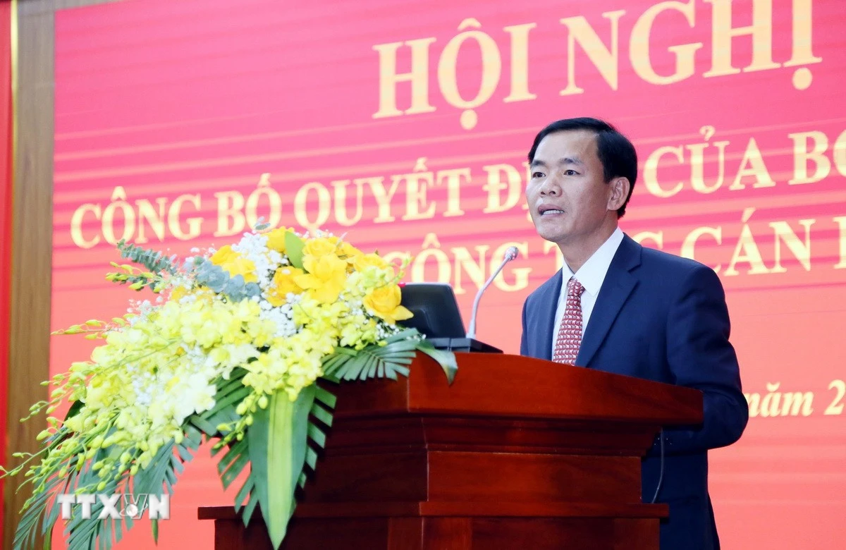 Ông Nguyễn Văn Phương, tân Bí thư Tỉnh ủy Quảng Trị phát biểu nhận nhiệm vụ. (Ảnh: Tá Chuyên/TTXVN)