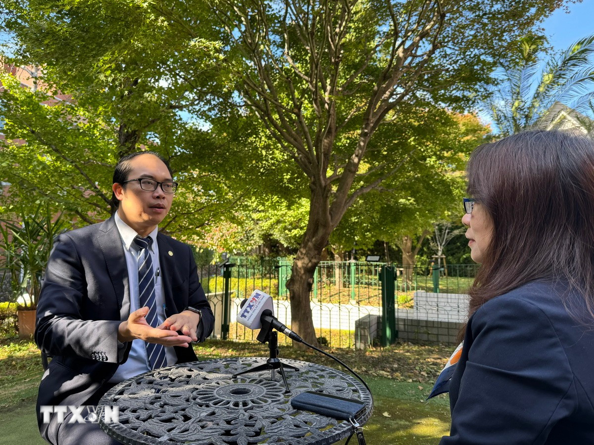 Tiến sỹ Nguyễn Hồng Sơn, Chủ tịch Liên hiệp hội người Việt tại Nhật Bản, đóng góp ý kiến cho dự thảo văn kiện Đại hội Đảng lần thứ XIV. (Ảnh: Phạm Tuân/TTXVN)