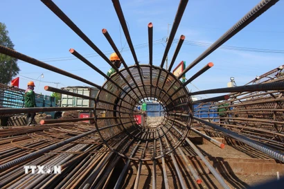 Hội Nông dân tỉnh Cà Mau kỳ vọng hệ thống hạ tầng, giao thông nông thôn hoàn thiện sẽ giúp nông dân thúc đẩy giao thương hàng hóa. (Ảnh: Chanh Đa/TTXVN)