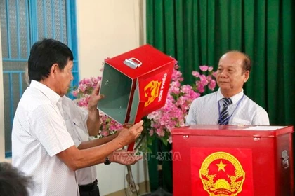 Cử tri Lâm Đồng náo nức đi bầu cử