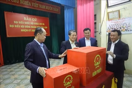 Phó Chủ tịch Quốc hội kiểm tra công tác bầu cử tại Hà Tĩnh