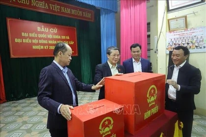 Phó Chủ tịch Quốc hội kiểm tra công tác bầu cử tại Hà Tĩnh