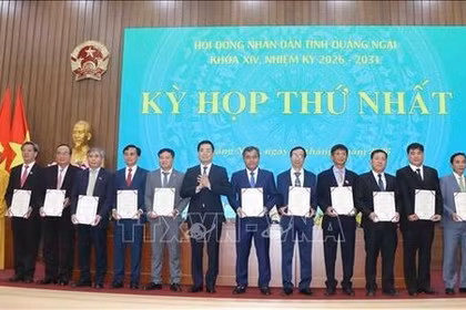 Đảm bảo hệ thống chính trị hoạt động thông suốt, hiệu lực và hiệu quả ngay từ những ngày đầu