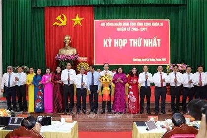 Tập trung tháo gỡ điểm nghẽn, khơi thông nguồn lực phát triển