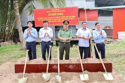 Cần Thơ: Khởi công xây dựng 1.000 căn nhà cho gia đình chính sách, hộ nghèo