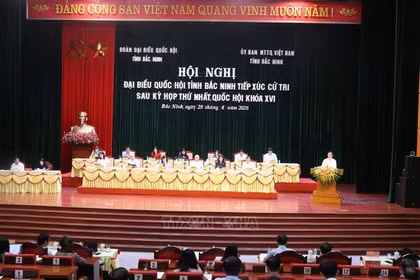 Phó Chủ tịch Thường trực Quốc hội Đỗ Văn Chiến tiếp xúc cử tri tại Bắc Ninh