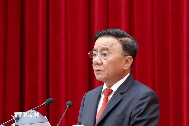 Đồng chí Trần Cẩm Tú, Ủy viên Bộ Chính trị, Thường trực Ban Bí thư, Trưởng Tiểu ban Tổ chức, phục vụ Đại hội XIV của Đảng phát biểu chỉ đạo hội nghị. (Ảnh: Phương Hoa/TTXVN)