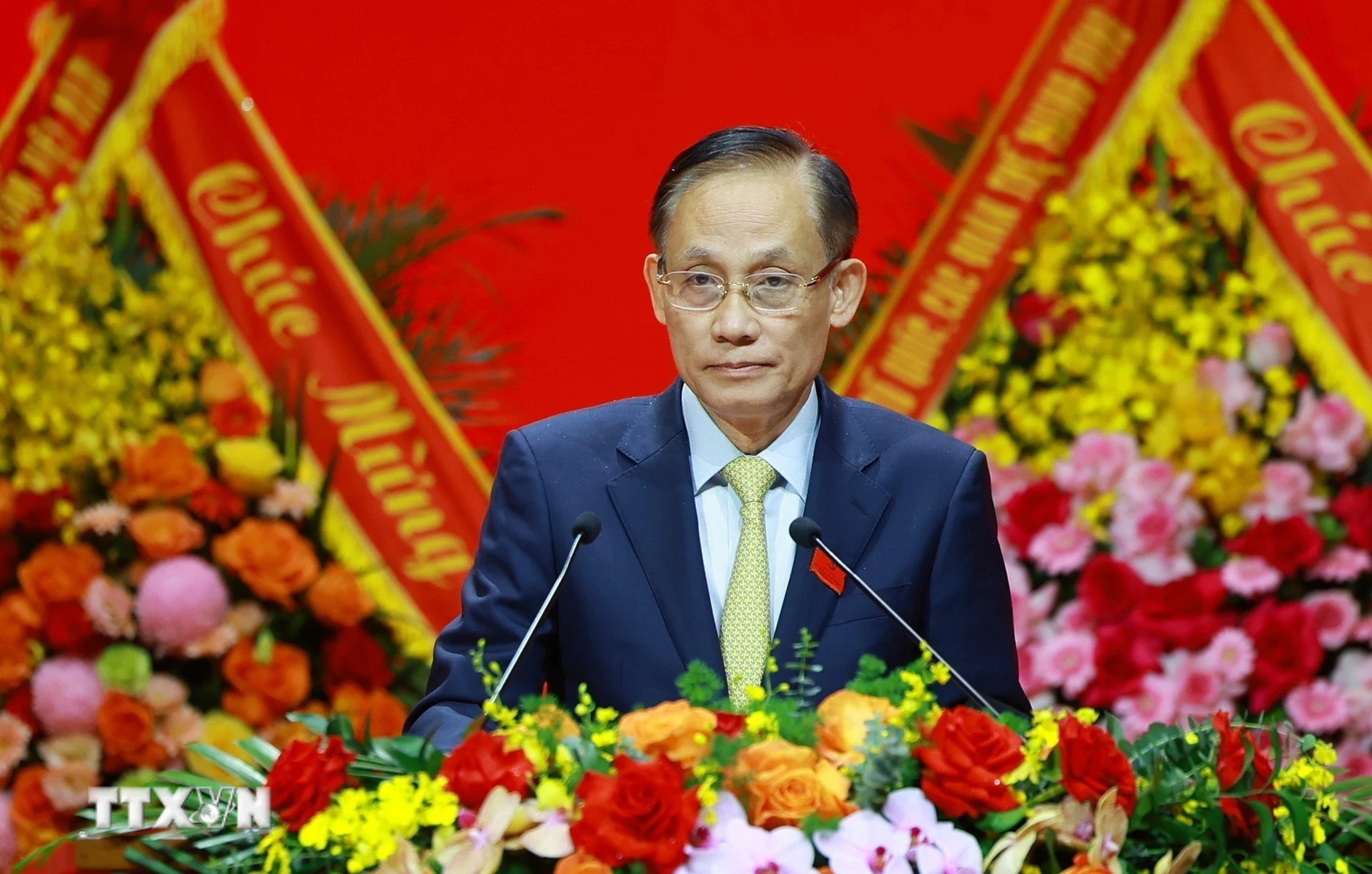 Đồng chí Lê Hoài Trung, Bí thư Trung ương Đảng, Ủy viên Ban Thường vụ Đảng ủy Chính phủ, Bí thư Đảng ủy, Quyền Bộ trưởng Bộ Ngoại Giao trình bày tham luận với nội dung: “Nâng cao năng lực, phát huy vai trò của Đảng ủy Bộ Ngoại giao trong việc lãnh đạo thực hiện thắng lợi nhiệm vụ của của ngành Ngoại giao trong kỷ nguyên vươn mình của dân tộc”. (Ảnh: Dương Giang/TTXVN)