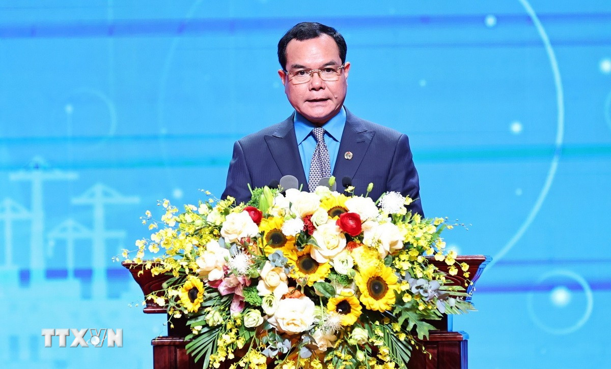 Chủ tịch Tổng Liên đoàn Lao động Việt Nam Nguyễn Đình Khang. (Ảnh: Minh Đức/TTXVN)