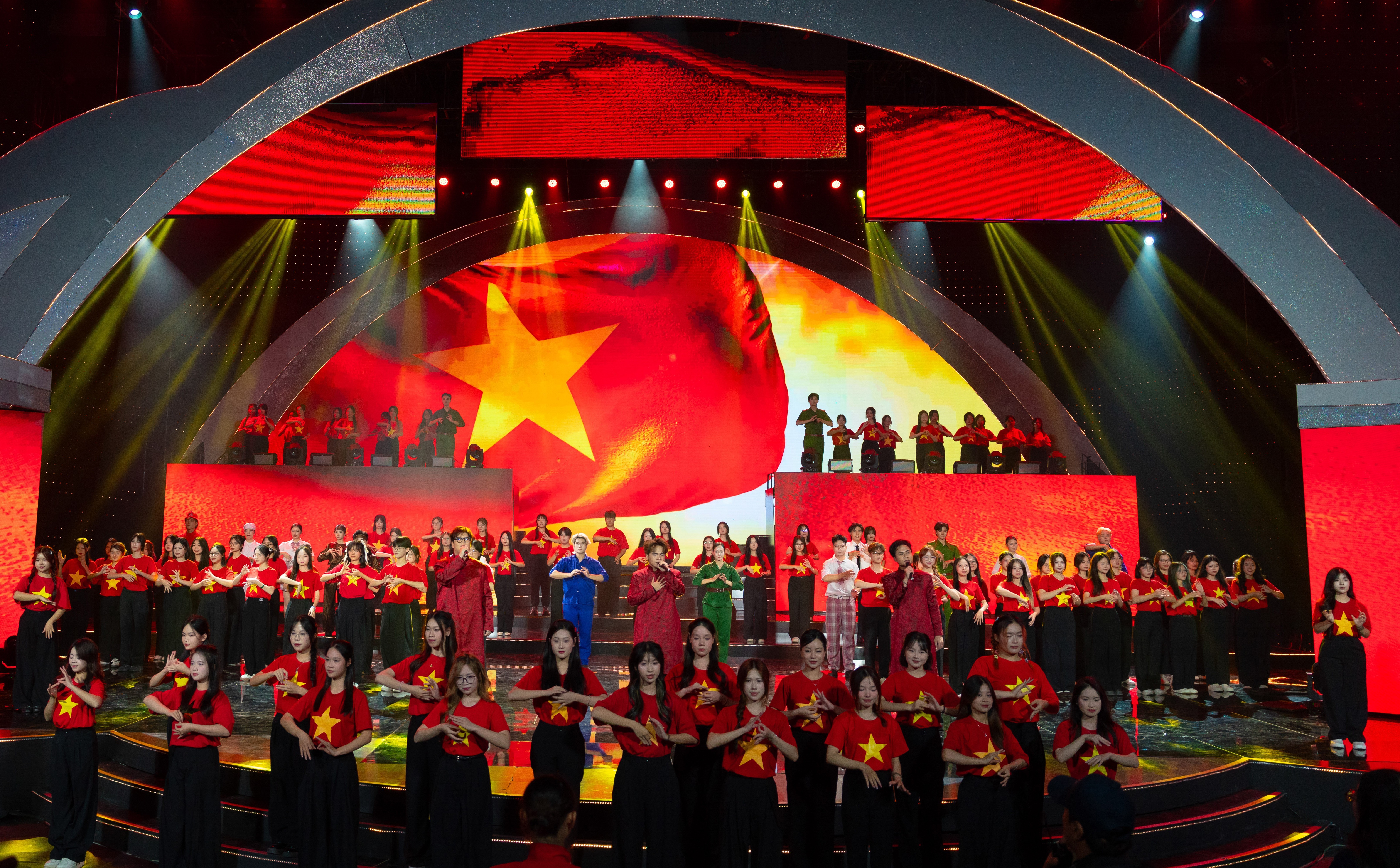 Dự thảo Báo cáo chính trị của Ban Chấp hành Trung ương Đảng khóa XIII tại Đại hội đại biểu toàn quốc lần thứ XIV của Đảng đề cập đến việc phát triển mạnh công nghiệp văn hoá. (Ảnh minh họa: PV/Vietnam+)