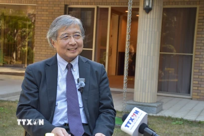 Giáo sư Toshiro Nishizawa. (Ảnh: Phạm Tuân/TTXVN)