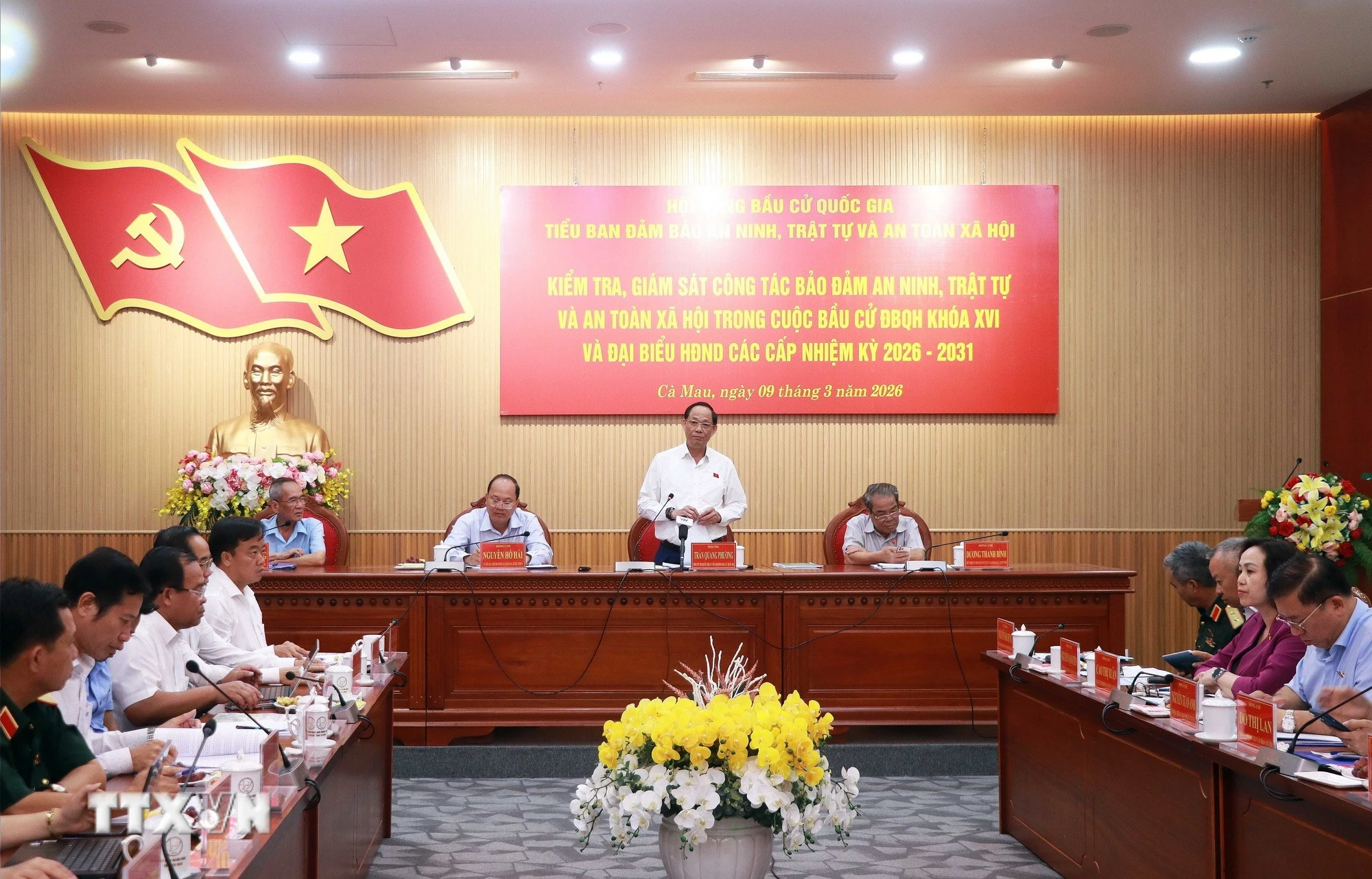 Quang cảnh buổi làm việc. (Ảnh: Huỳnh Anh/TTXVN)