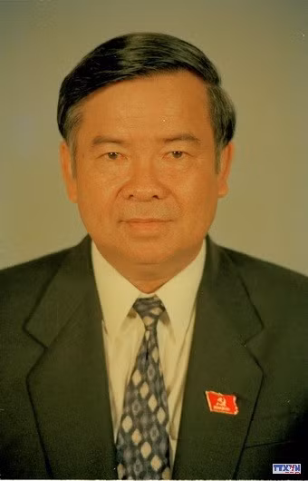 m963543-resize.jpg