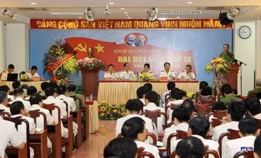 cd1511213-resize.jpg