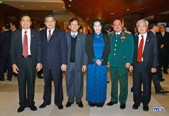 cd161516-resize.jpg