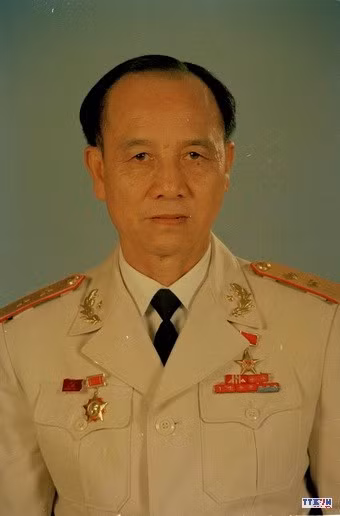 m963683-resize.jpg