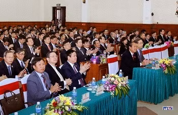cd1513103-resize.jpg