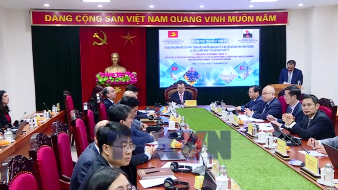 Vai trò lãnh đạo của Đảng trong bảo đảm ổn định kinh tế vĩ mô 