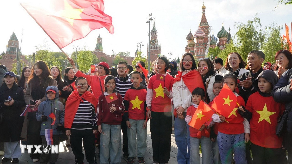 Kiều bào Việt Nam tại Liên bang Nga. (Ảnh: Tâm Hằng/TTXVN)