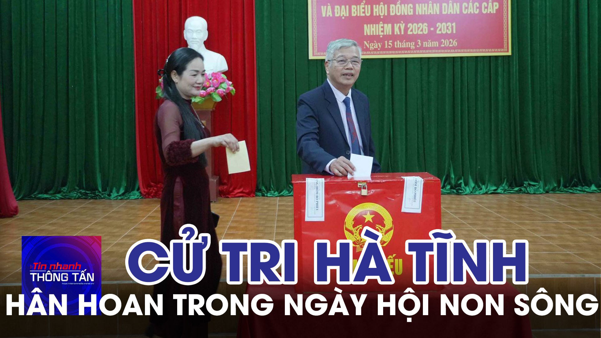 Cử tri Hà Tĩnh hân hoan tham dự ngày hội non sông