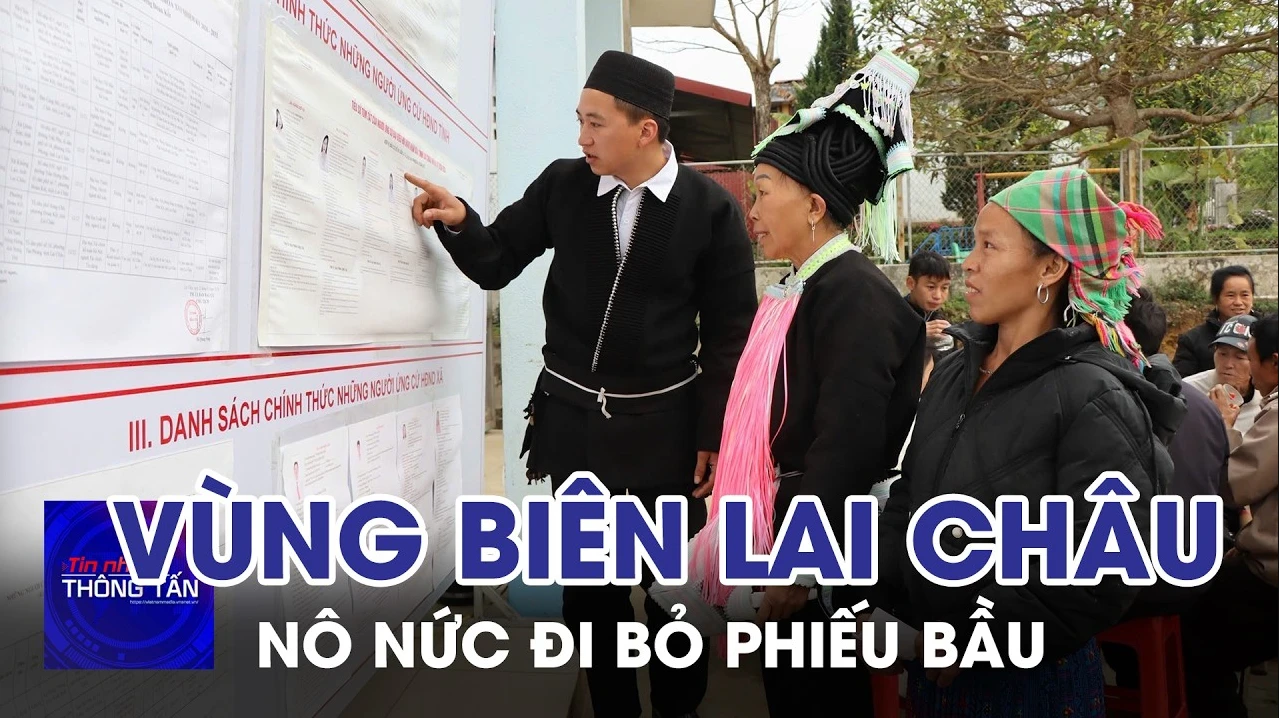 Đồng bào các dân tộc vùng biên Lai Châu đi bầu cử 