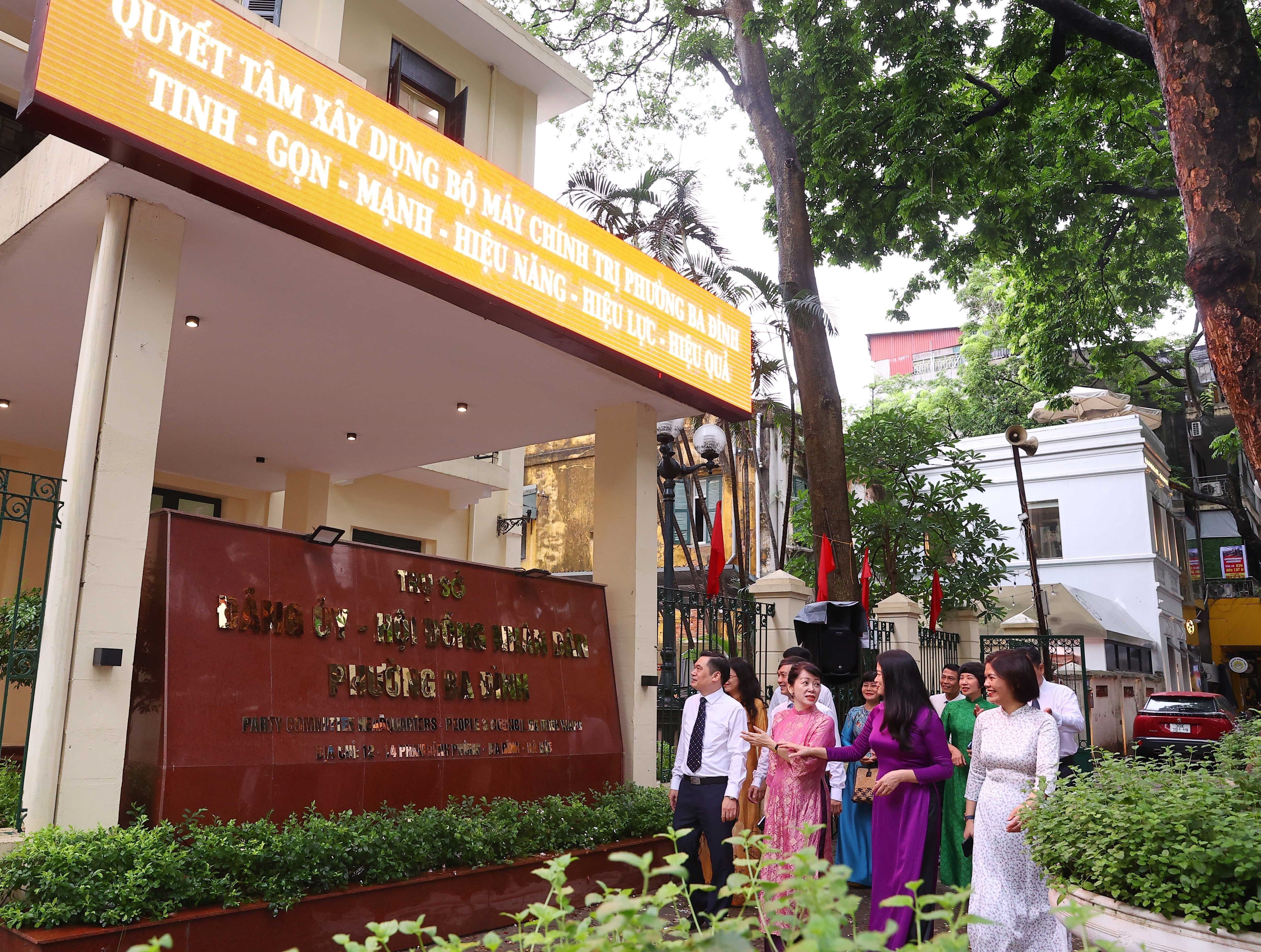 Trụ sở Đảng ủy, Hội đồng Nhân dân phường Ba Đình. (Ảnh: Văn Điệp/TTXVN)