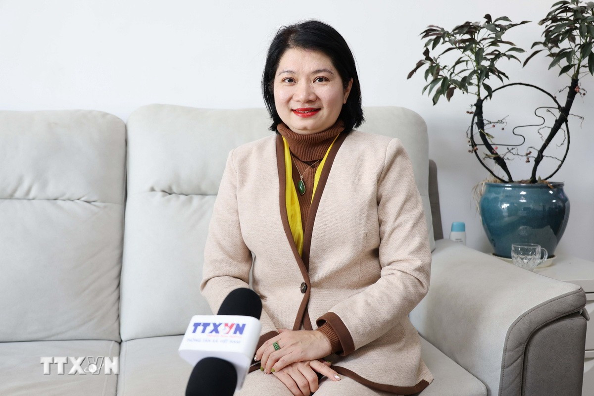 Tiến sỹ Phạm Thị Thanh Loan trả lời phỏng vấn phóng viên TTXVN tại Trung Quốc. (Ảnh: Công Tuyên/TTXVN)